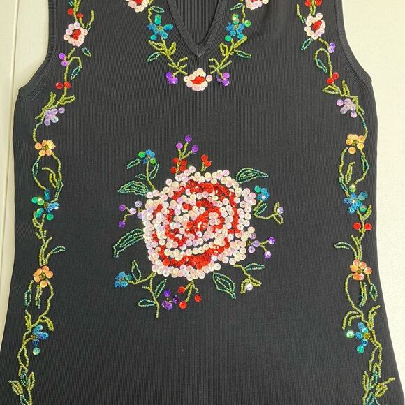 Lucia Burns Sequined Beaded Black Floral Sleeveless Sweater Top Women Size Small - Picture 10 of 15